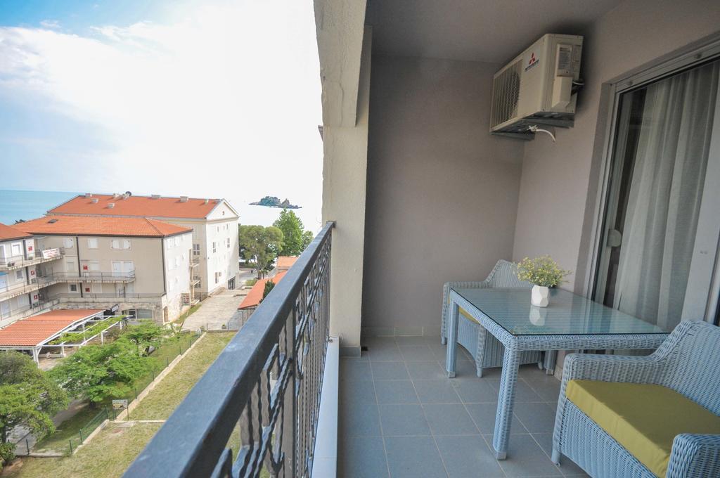 Seaside Apartments Petrovac Exteriör bild
