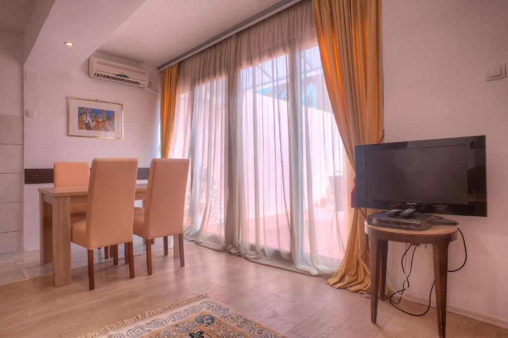 Seaside Apartments Petrovac Rum bild